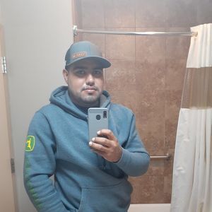 Meet your Posher, Adan